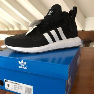 Adidas Swift Runner